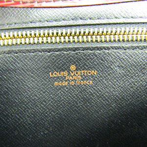 Louis Vuitton epi deco clutch